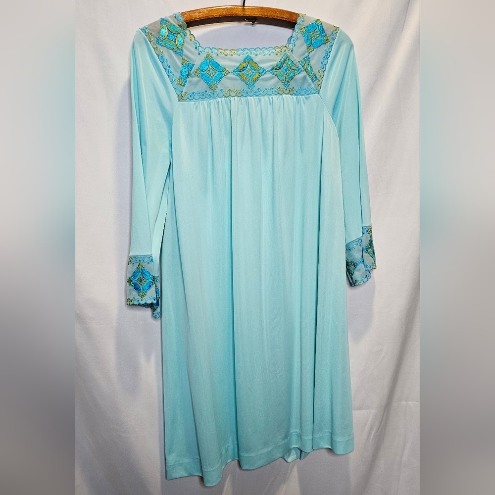 Gossard Artemis Vintage Elegant Blue Embroidered Night Gown Dress